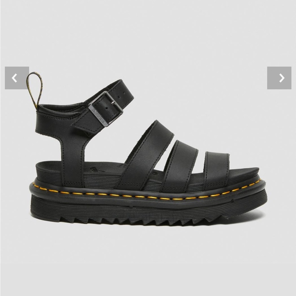 BLAIRE HYDRO LEATHER STRAP SANDALS size 11 no box